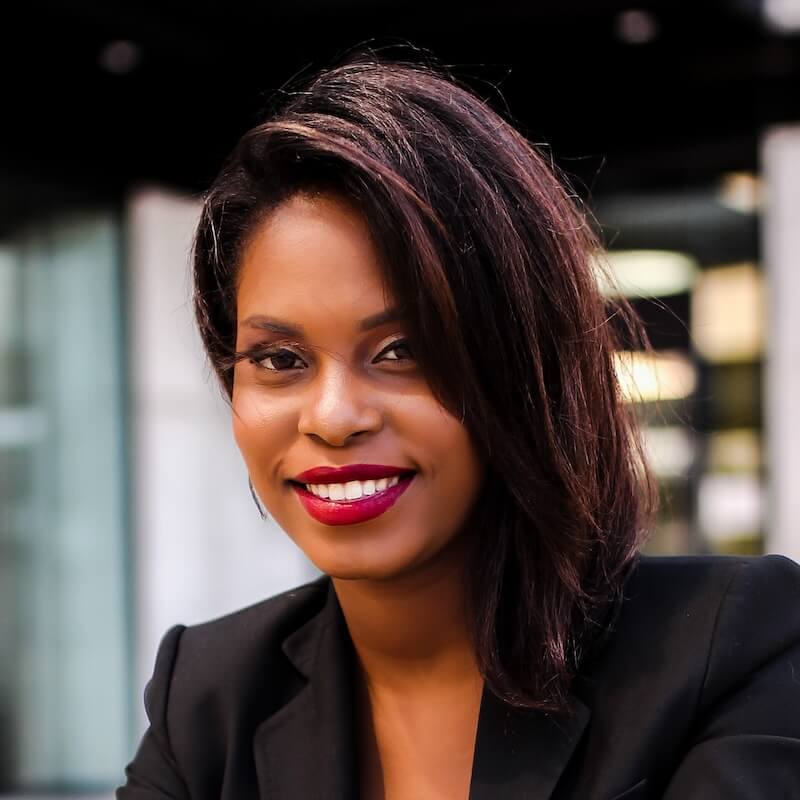 profile-woman-03__opdb-op65af74697b12a4-19015357